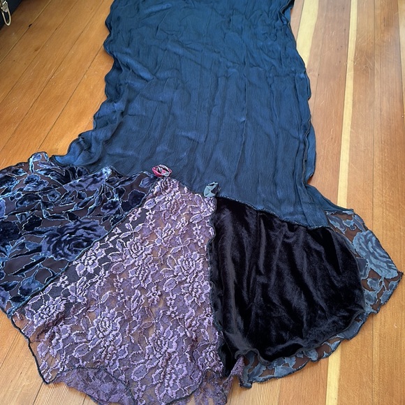 Velvet and lace bohemian Spencer Alexis Dress - Picture 12 of 12